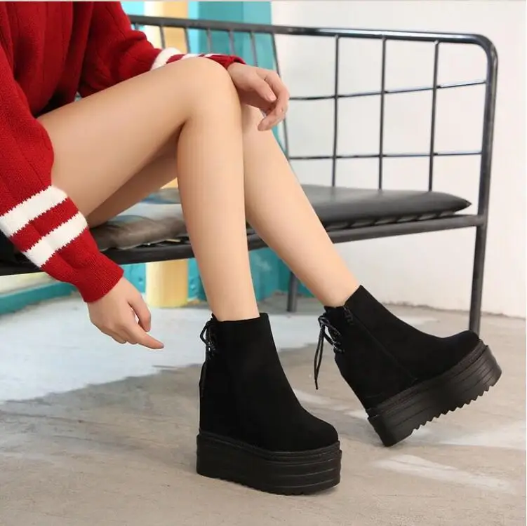 

2019 autumn new ins Martin boots female thick bottom England sponge cake boots wild net red women's shoes winter