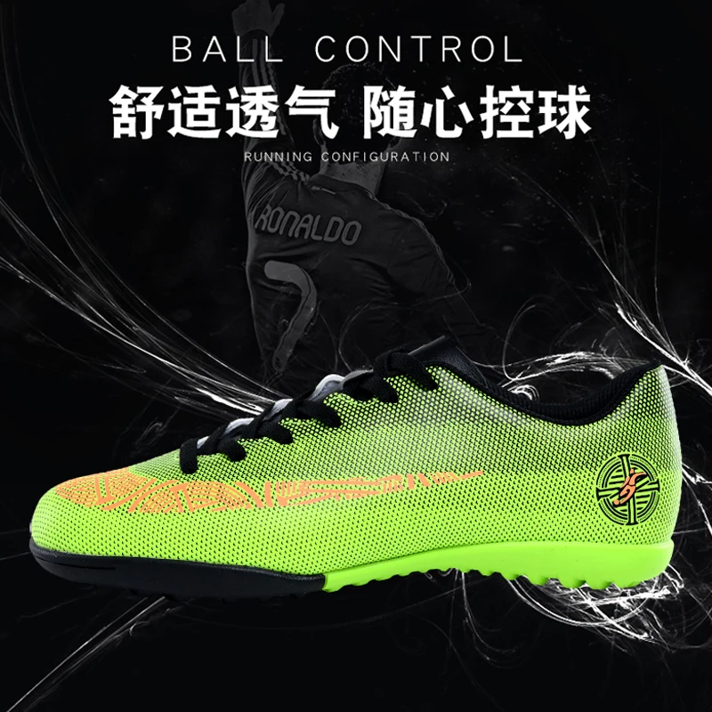 FANPAO Size31-46 для маленьких мальчиков и девочек CR7 в открытый газон игры гоночный