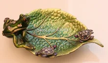 Luxury Crystal Studded 2 Turtles & Frogs on Green Leaf Ring Dish Jewelry Tray Holder in Alloy Material , 100 % hand painting