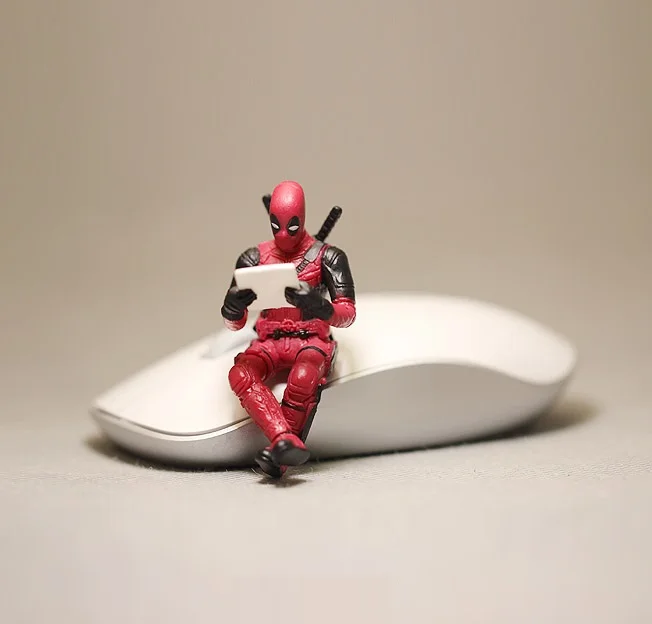 Disney Marvel X-Men Deadpool 2 Action Figure Sitting Posture Model Anime Mini Doll Decoration PVC Collection Figurine Toys model