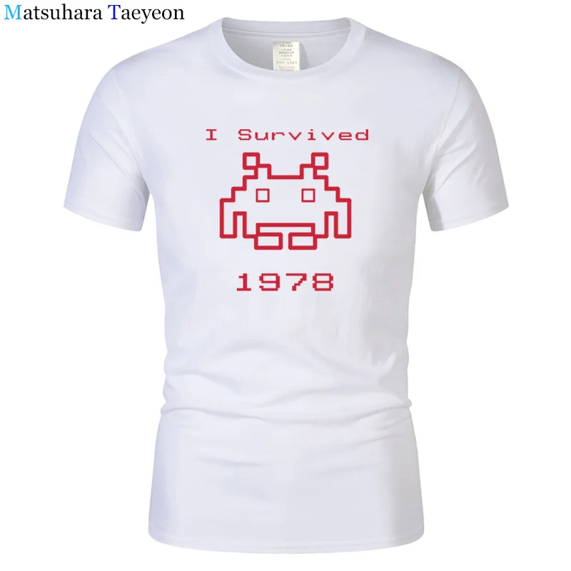 Я Выжил 1978 Для мужчин Футболки игровой футболки видео игры космическими захватчиками инопланетянин мастер nerd поп-культуры atari Роман t137