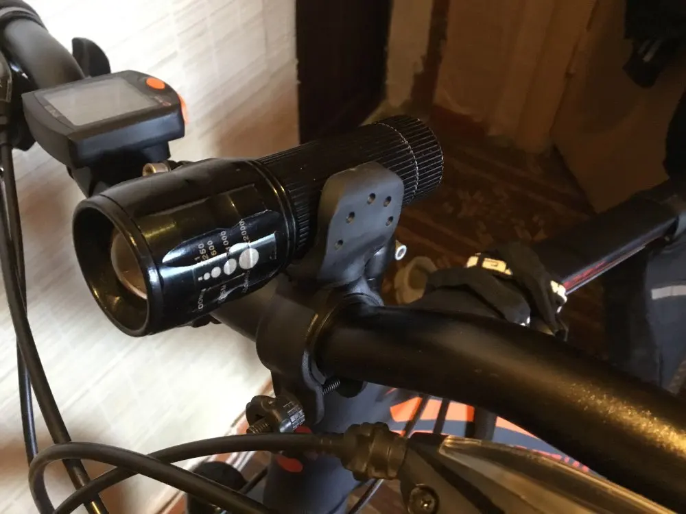 Torch-Clip-Mount-Bicycle-Front-Light-Bracket-Flashlight-Holder-360Rotation-With-antiskid-rubber-waterproof-Bike-accessories