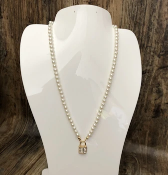 

Pearl Trendy Necklace Jewelry Lock Pendant Necklace For Women and Girl Friends Gift
