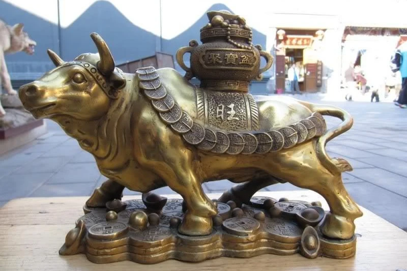 

7.5"Chinese Classical Feng Shui pure brass Carved On Yuanbao Ox-Oxen Bull Statue