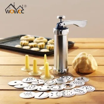 

Manual Biscuit Cookie Press Stamps Set Cookies Press Cutter Baking Tools with 4 Nozzles Biscuits Cookie Molds Press Machine