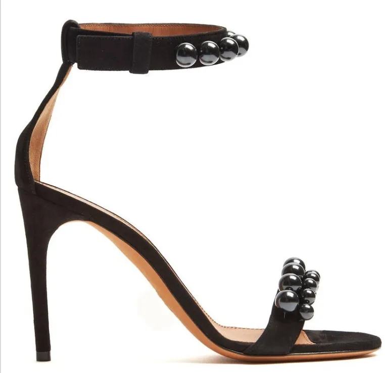 Ch. kwok/вечерние туфли-гладиаторы с открытым носком и ремешком на щиколотке, украшенные жемчужинами; черные босоножки на тонком высоком каблуке с бусинами