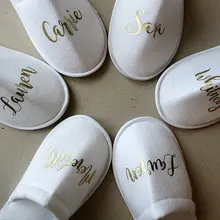 Индивидуальные имена свадебное платье подружки невесты со стразами на свадьбу для невесты тапочки кур-несушек Ночь девичник тапочки для спа стаканчики для вечеринки, подарков