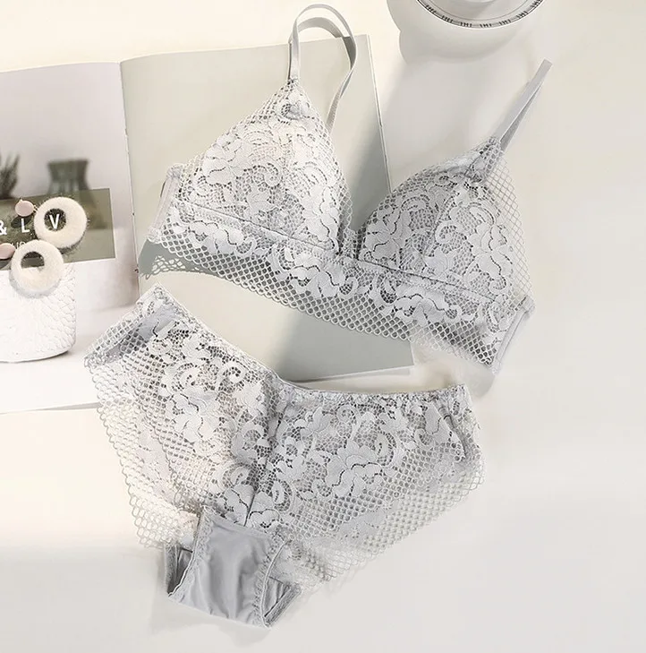 light and breathable female underwear (24)