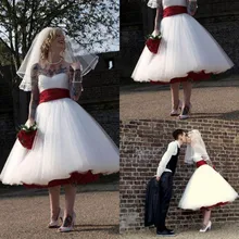 Rock And Roll vestido de novia gótico con faja roja A la rodilla largo Boho tul Vestido corto de novia barato de talla grande vestidos de novia
