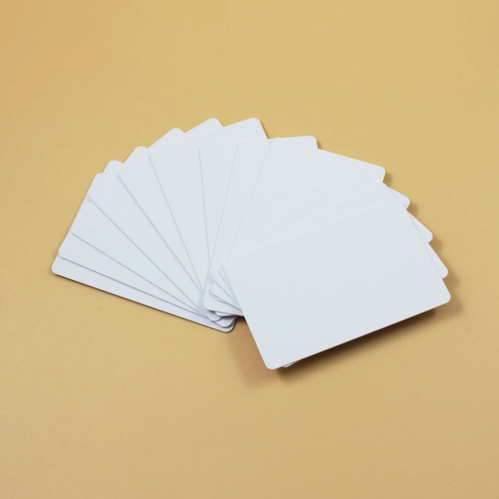 Prix pour 100 Blanc Imprimable PVC En Plastique Photo id Blanc Carte de Crédit Mil CR80 livraison gratuite Prix pour 100 Blanc Imprimable PVC En Plastique Photo id Blanc Carte de Crédit Mil CR80 livraison gratuite