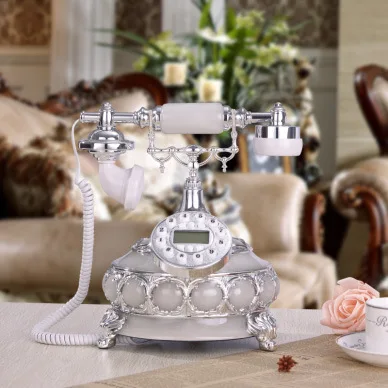 

Factory direct telephone telephone telephone technology of American European classical white retro telephone