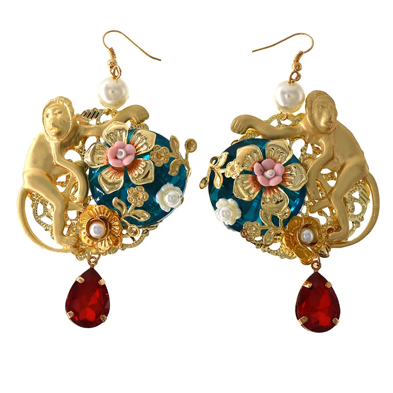

Free Shipping New Holiday Pearl Monkey National Earrings
