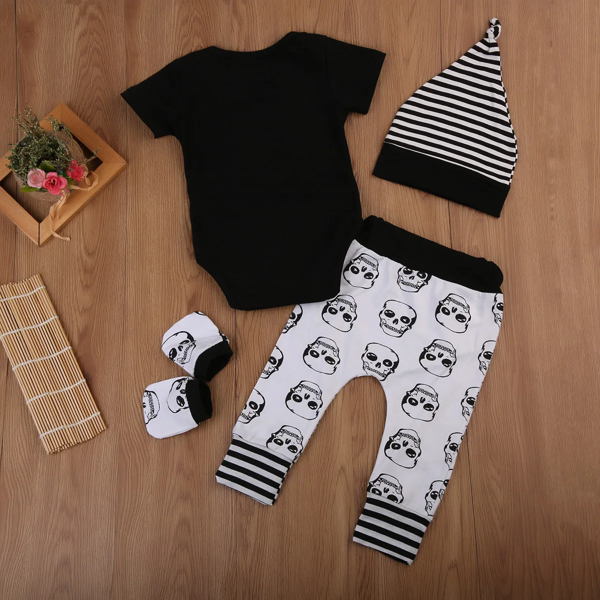Для новорожденных, для маленьких мальчиков топы с черепами ползунки + длинные штаны шапочка, комплекты из 3 предметов, комплект одежды