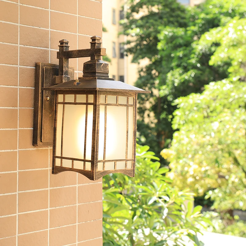 Chinese Antique Outdoor Waterproof Wall Lamp Villa Outdoor