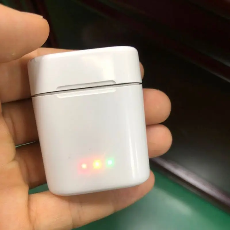 

Built-in 450mAh Battery Type C Wireless Charge Case Wireless Charger Box For Airpods 1/2