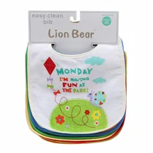 Lion Bear 7PCS/Lot Removable Child Bibs Waterproof bandana New child Cotton Feeding apron for infants Cartoon Bibs Child Equipment