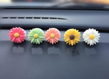 

Car Perfume Diffuser Small Daisy Wind Clamp Aromatherapy Perfume Car Air Freshener Solid Perfume Decoration XCZ681
