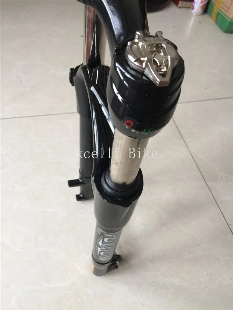Moutain Bike26 Fork Locking Shocking Fork Alumimium Alloy Downhill Bike 10