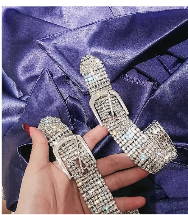 2019 новая весенняя Тяжелая дрель с открытыми плечами, сказочный Топ, Женская атласная рубашка с открытым плечом и бриллиантовым ремешком