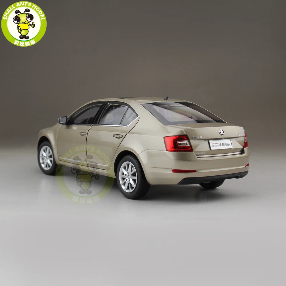 1/18 VW Skoda Octavia 2014 автомобиль из литого металла модель игрушки подарок для мальчика девочки золото