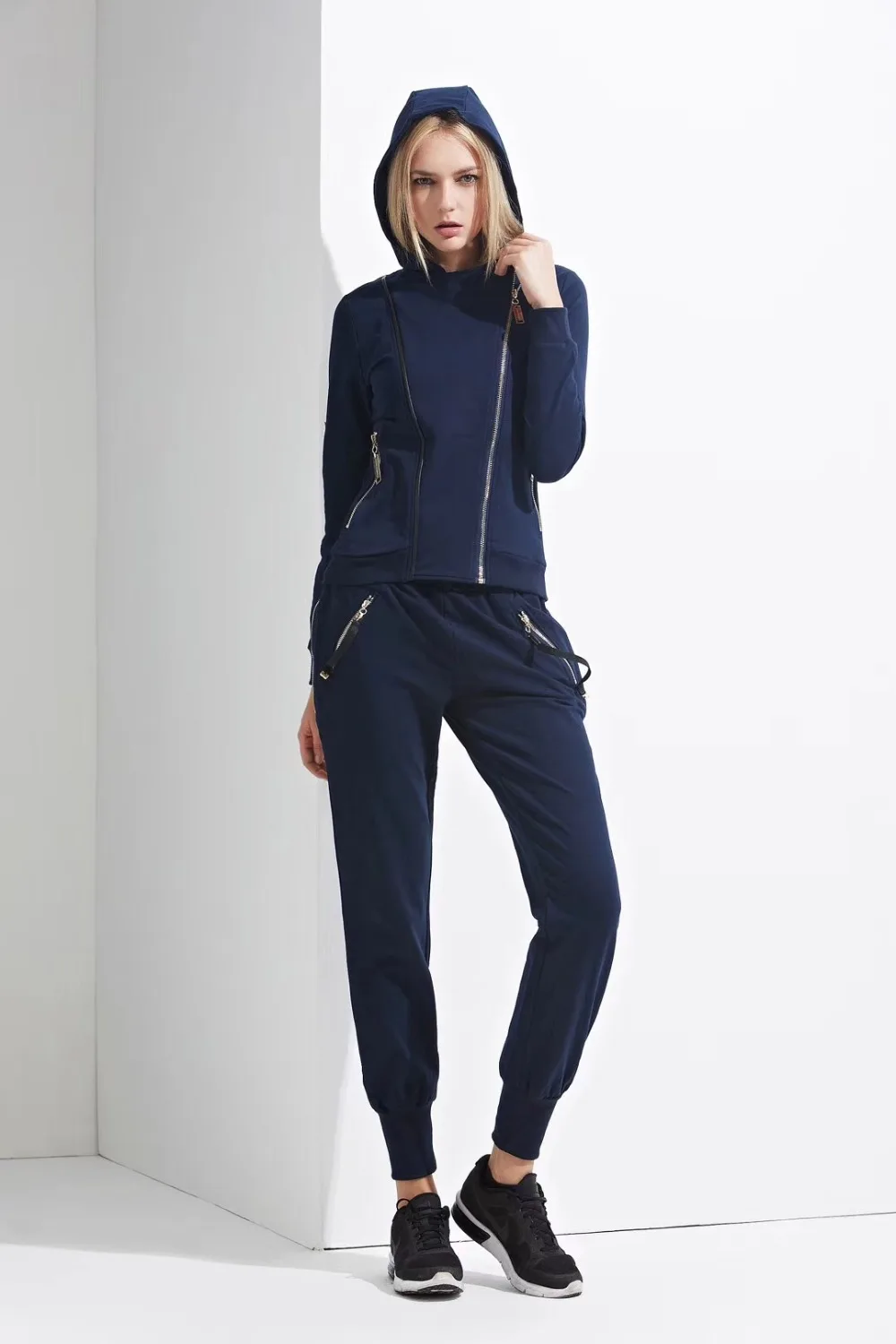 

Fashion Tracksuit For Women S-XXL Brand New Women's Casual Sportswear Hooded Sweatshirt and Pants Women's Suit With High Quality