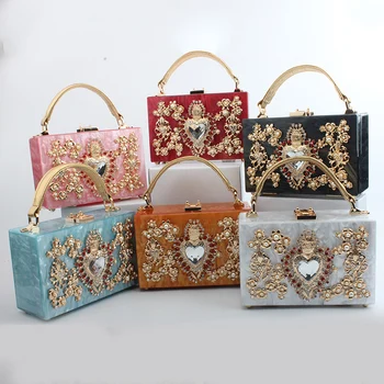 

2020 banquet fashion wild box bag portable Messenger bag wedding dress female small fresh shoulder small square bag