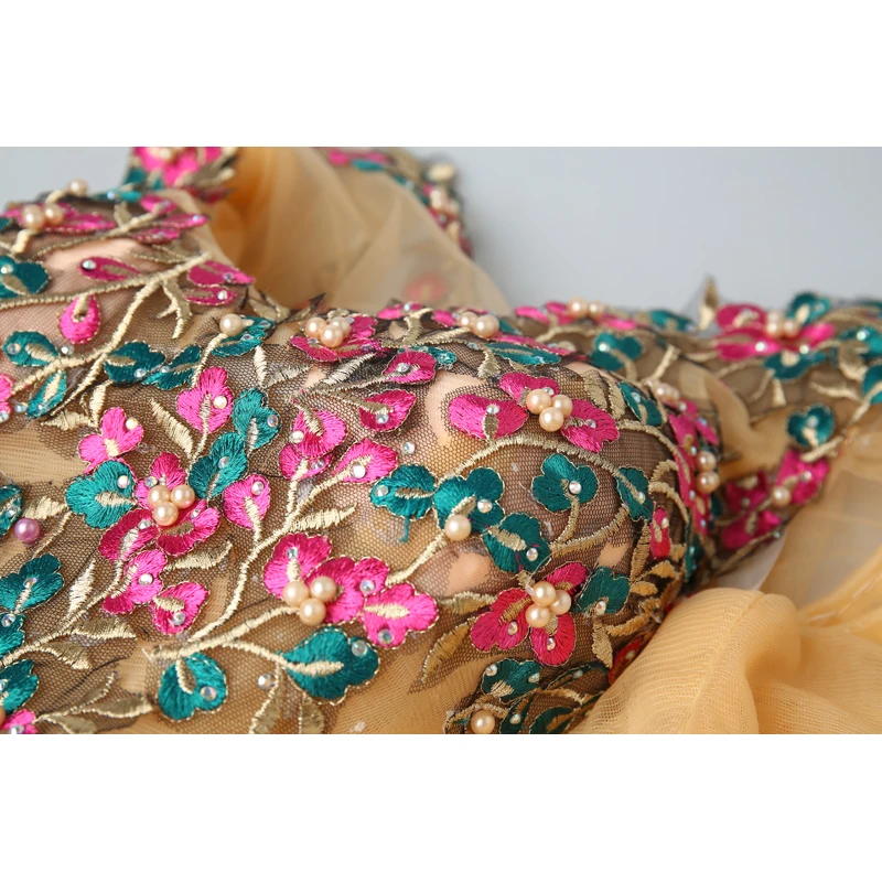 Beauty Emily Golden Quinceanera Dresses 2018 Ball Gown Homecoming Party Prom Dresses Appliques Flower Beauty Emily Golden Quinceanera Dresses 2018 Ball Gown Homecoming Party Prom Dresses Appliques Flower