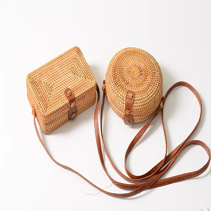 

Women Handmade Leather Buckle Rattan Bags Diagonal Mini Beach Ladies Shoulder Bag Small Retro Art Bohemian SS7429
