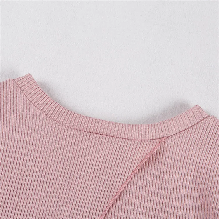autumn women T shirt long sleeve photos by cellphone