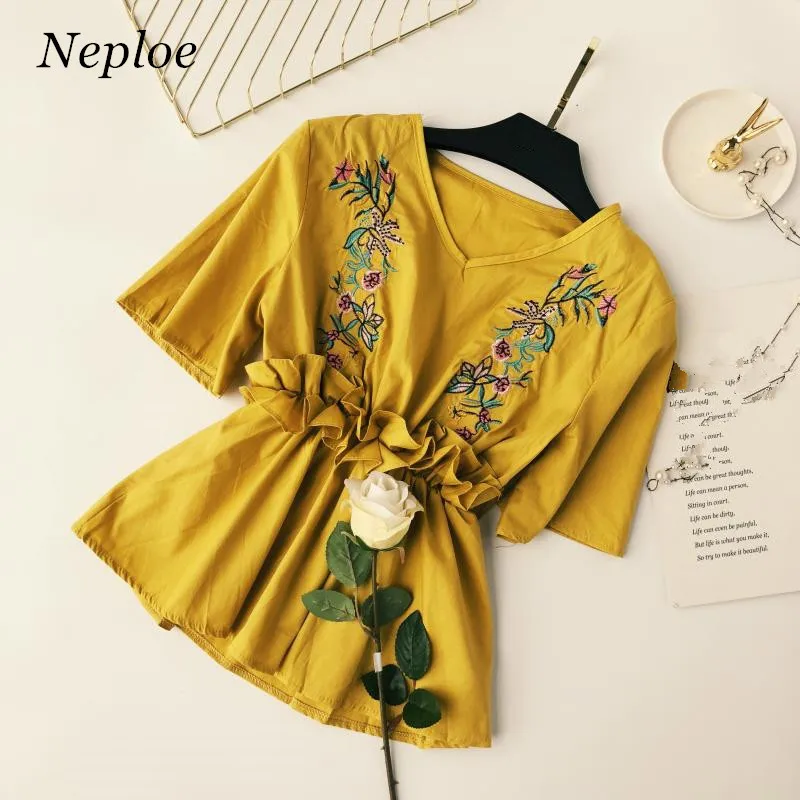 Neploe 2018 Spring Summer O-Neck Short Women Shirts Newly Floral Embroidery Blouse Feminine Casual Slim Hot Fashion Blusas 67135 |