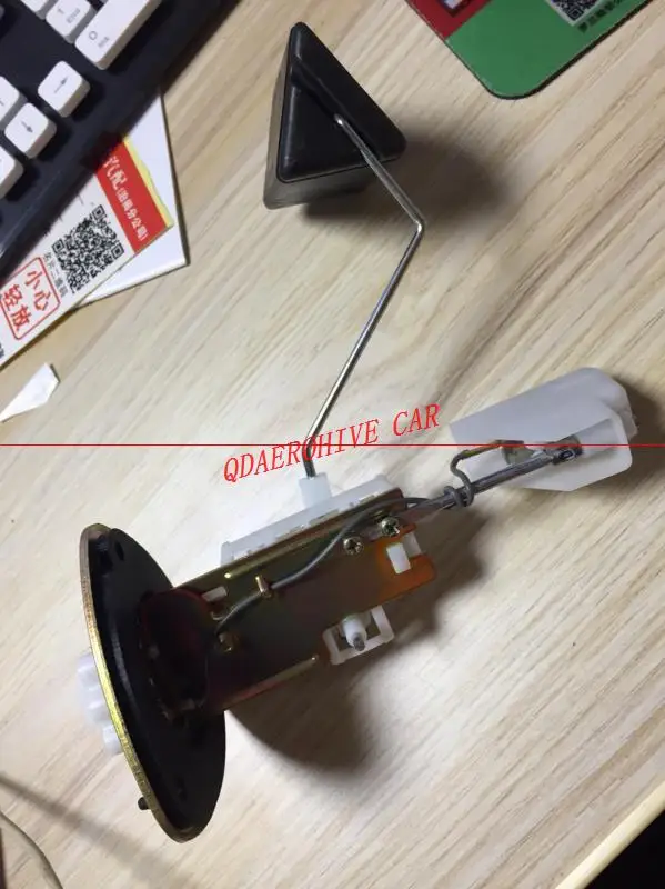QDAEROHIVE датчик топливного бака Floator для Mitsubishi LANCER CLASSIC 2000- MR503462 Lancer