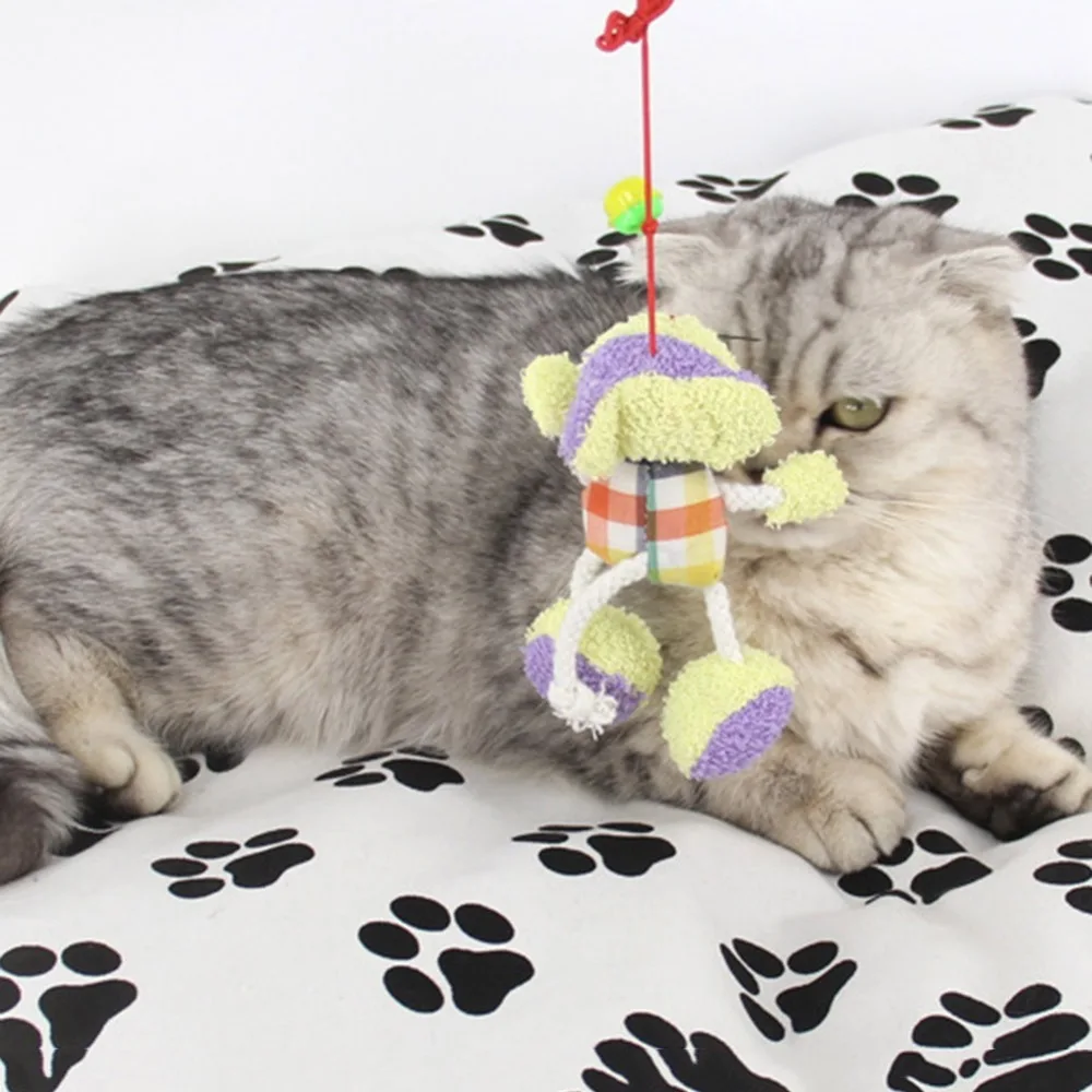3 Gaya Lucu Kucing Menggoda Batang Mainan Kerincingan Hewan Warna