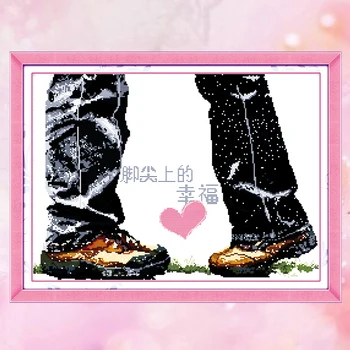 

Joy Sunday Chinese crossstitch kits set Happiness on tiptoe DMC14CT11CT cottonfabric home baby room hotel painting wholesale