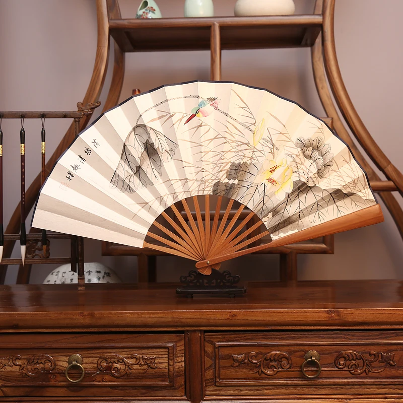 

Men's Folding Fan Hand-painted Rice Paper Antique Gift White Paper Fan Landscape Daily Painting Bamboo Fan