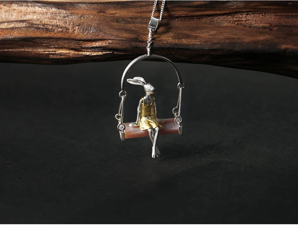 LFJE0098-Miss-Rabbit-Pendant-_07
