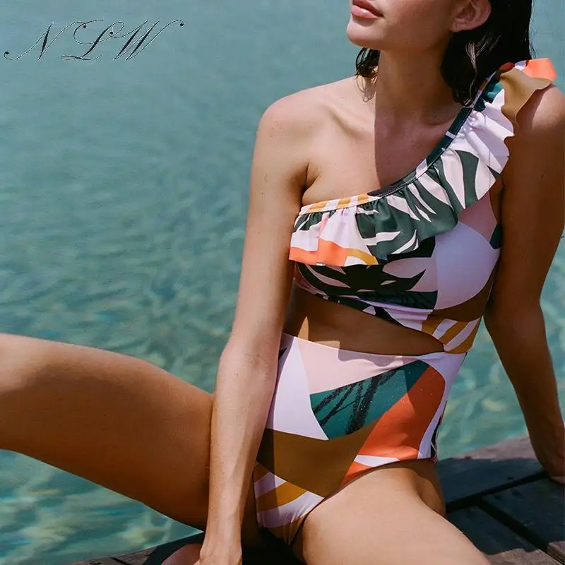 

NLW Print Mother Child Bikini Sets One Shoulder Ruffle High Cut Stripe Bathing Suit Summer Beach Swimwear Plus Size Bikinis