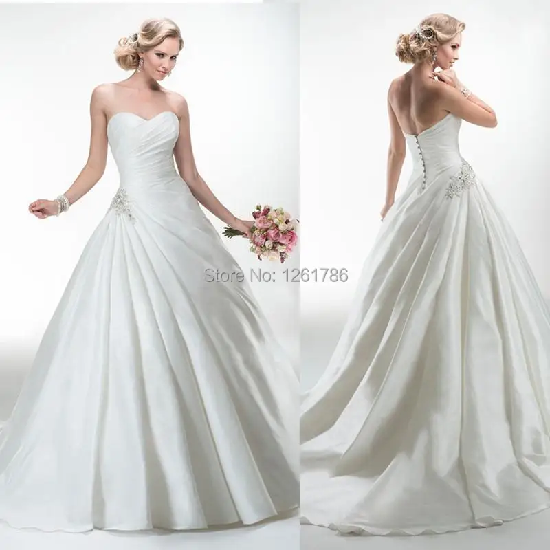 2015 Elegant A-Line Simple Wedding Dresses With Sweetheart Satin Crystals Covered Buttons Chapel Train Formal Bridal Gowns | Свадьбы и
