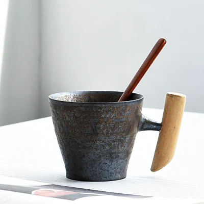 Япония стиль щелочной брифэ кружка Классическая кофейная кружка керамическая кружка офисное собрание чайная кружка деревянная ручка - Цвет: A
