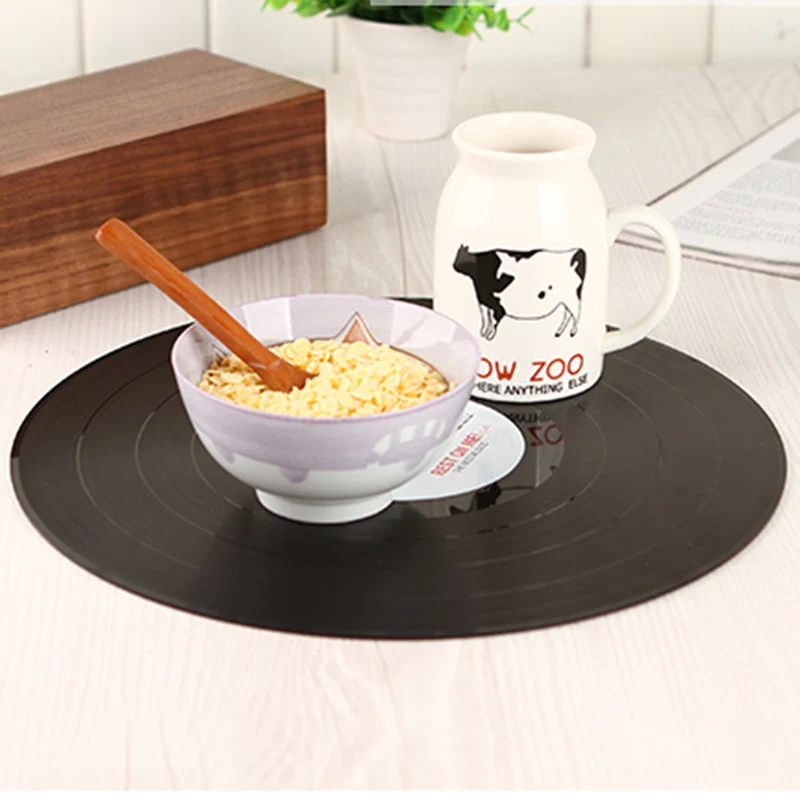 2 قطعة/المجموعة 30*30 سنتيمتر الكلاسيكي سجل الفينيل البلاستيك pvc الجدول حصيرة طاولة طعام حصيرة سادة مضادة زلة المفارش المطبخ وعاء حامل