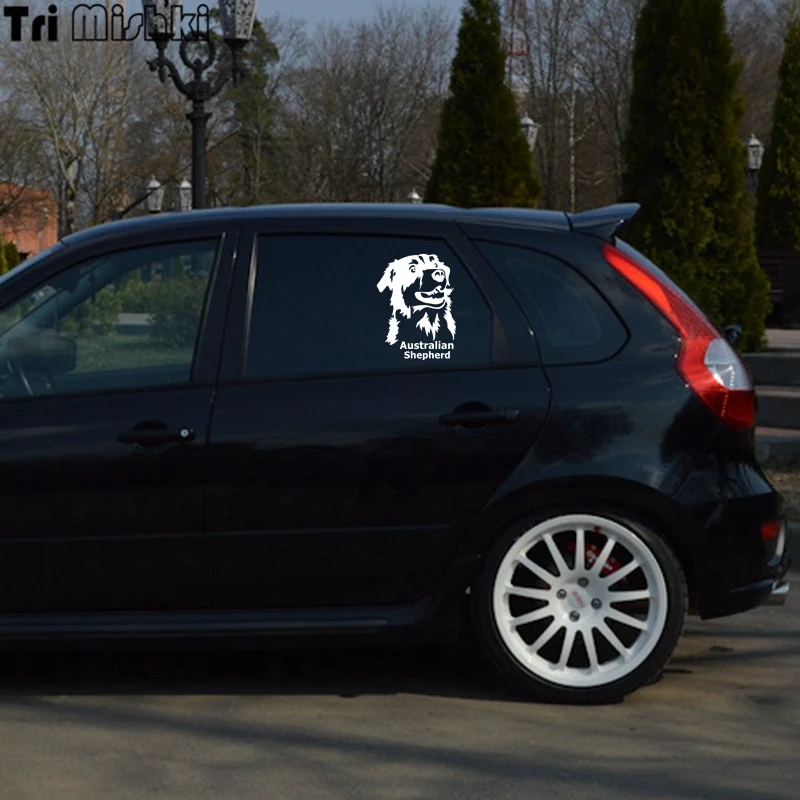 Tri Mishki HZX414 20*15см Австралийская овчарка в машине наклейки на авто автомобиль