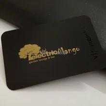 100 шт Черная Металлическая визитная карточка с вырезом и золотой трафаретной печатью-высококачественная карточка из нержавеющей стали