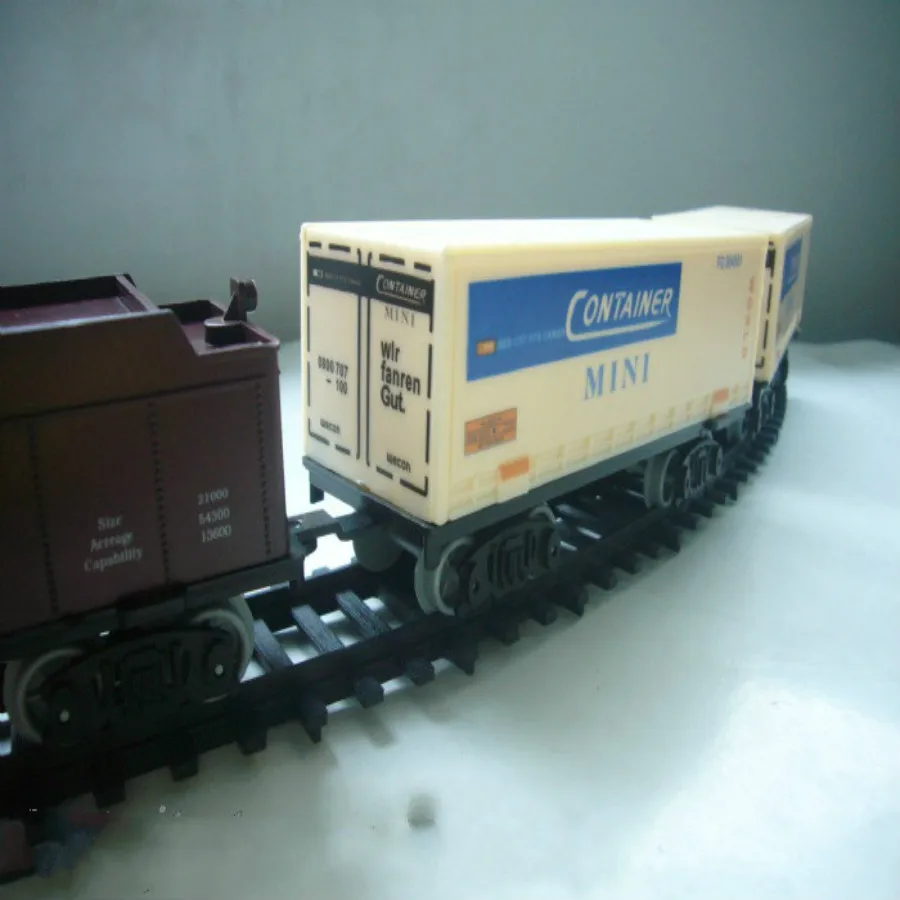 

2pcs/lot 1/87 ho scale model train layout container for building kits toy