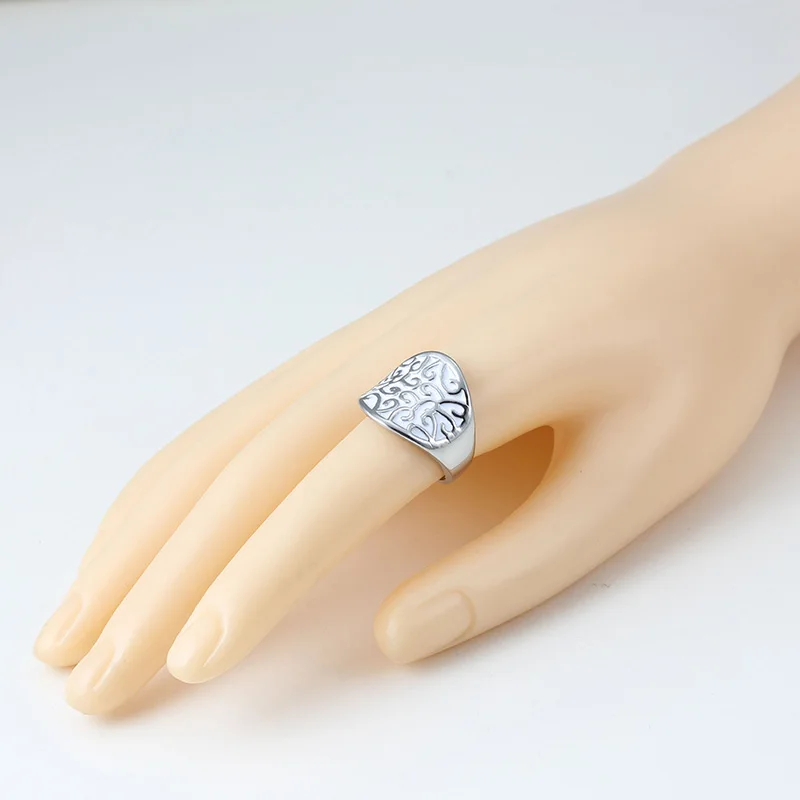 New Fashion Stainless Steel White/Black Enamel Rings For Women Charm Pattern Finger Ring Ladies Jewelry Birthday Gift (A912-914)