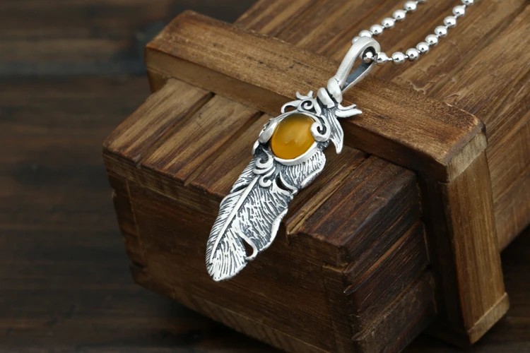 

DL S990 sterling silver foot silver matte feather pendant fashion inlaid yellow chalcedony D177