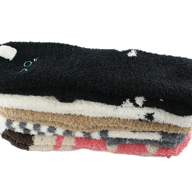 [EIOISAPRA] Милые Мультяшные забавные носки для животных, женские утепленные коралловые кашемировые носки, рождественский подарок, теплые носки с объемным медведем для девочек