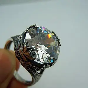 

Custom processing wholesale and retail Victoria antique silver ring hollow out fine carving decorative pattern