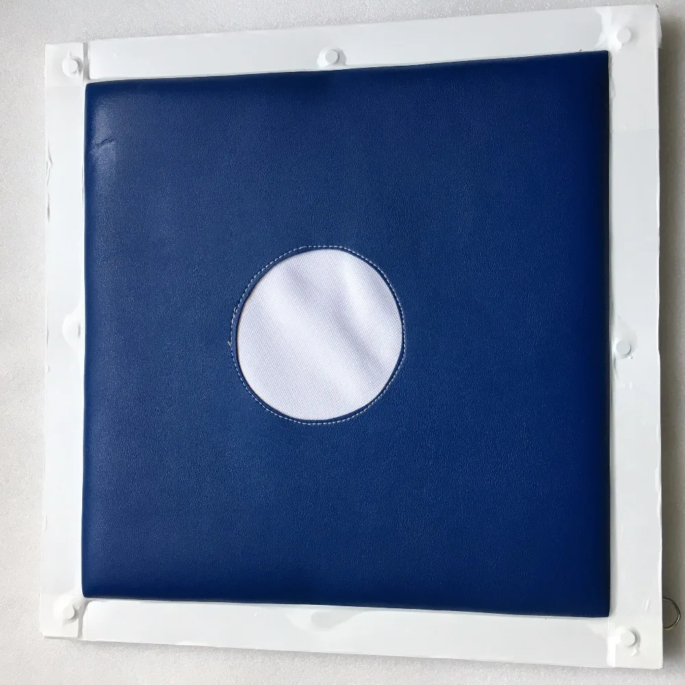 

Fencing target, wall-hang type fencing target, fencing products and equipments