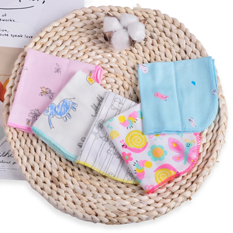 

Redkite Newborn Towels Random Design Comfortable Touch Healty