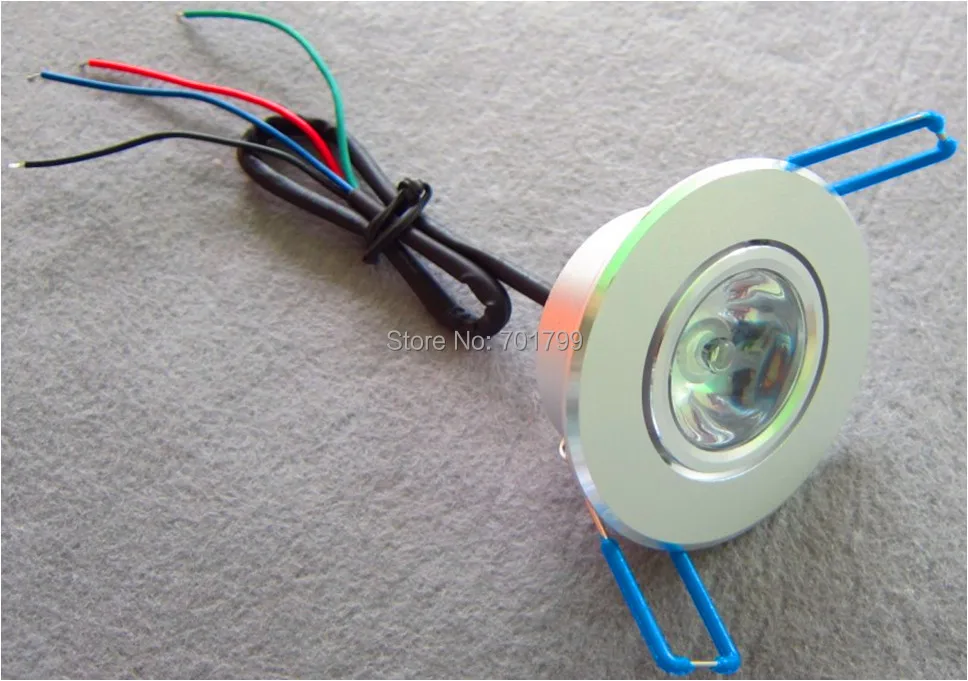 1*3 Вт RGB LED-светильник; вход DC12V; с 4 проводами драйвер pwm внутри; Размер: D68* 40 мм, вырезанное отверстие: D55mm