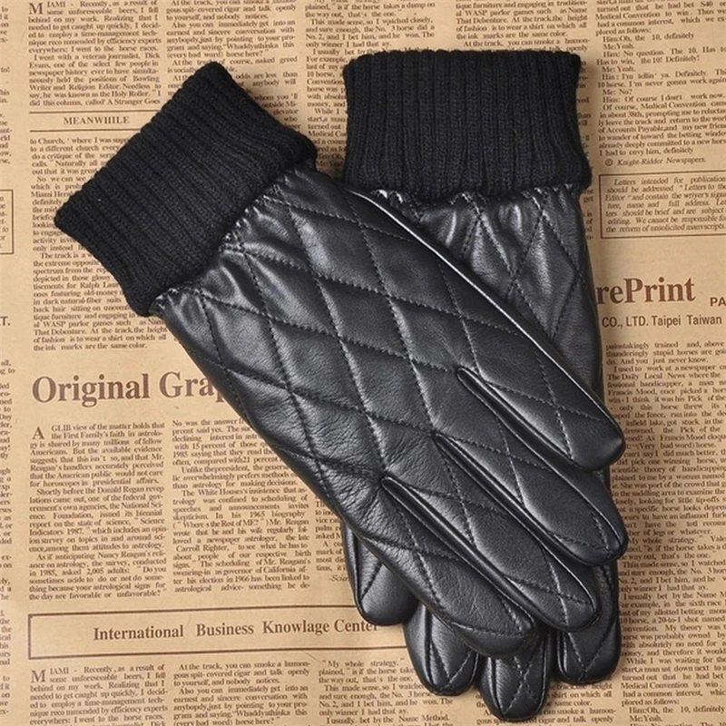Men Genuine Leather Gloves Fashion Male Sheepskin Gloves Autumn Winter Plus Thermal Velvet Driving Gloves M032NC Men Genuine Leather Gloves Fashion Male Sheepskin Gloves Autumn Winter Plus Thermal Velvet Driving Gloves M032NC